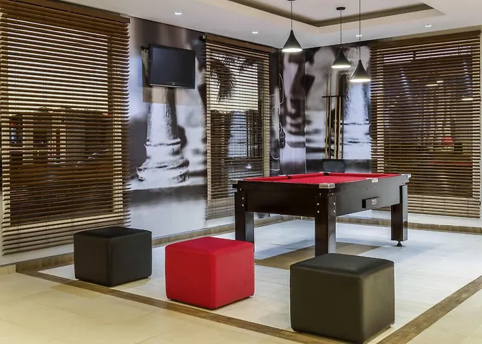 Ibis BarretosHotel Em